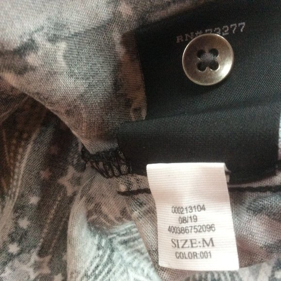 Rock & Republic Black Astrological Print Celestial Velvet Trim Shirt Size Medium - Picture 5 of 5